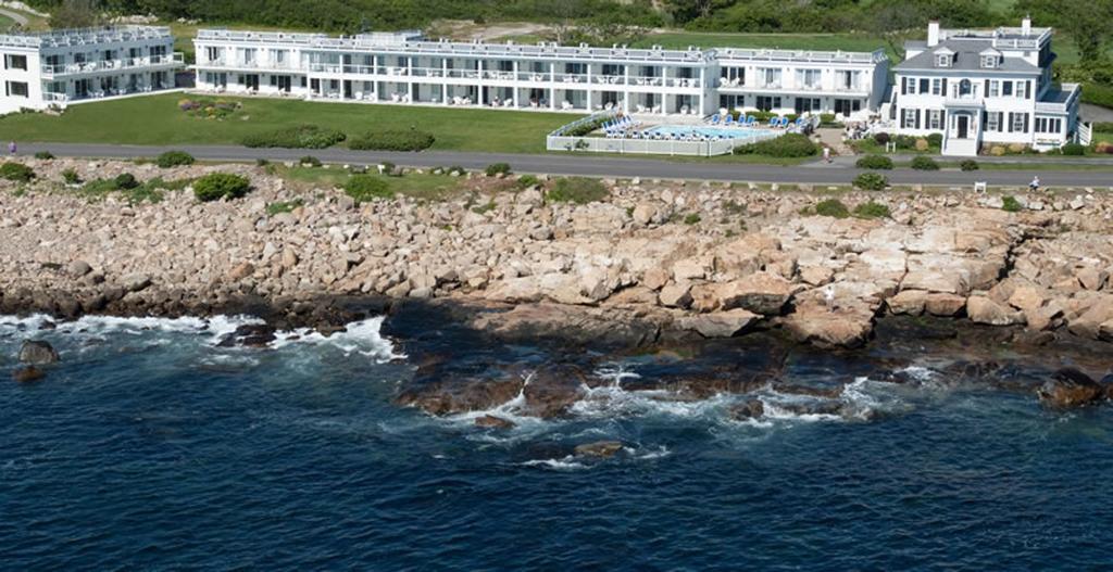 Ocean House Hotel At Bass Rocks Gloucester Bagian luar foto