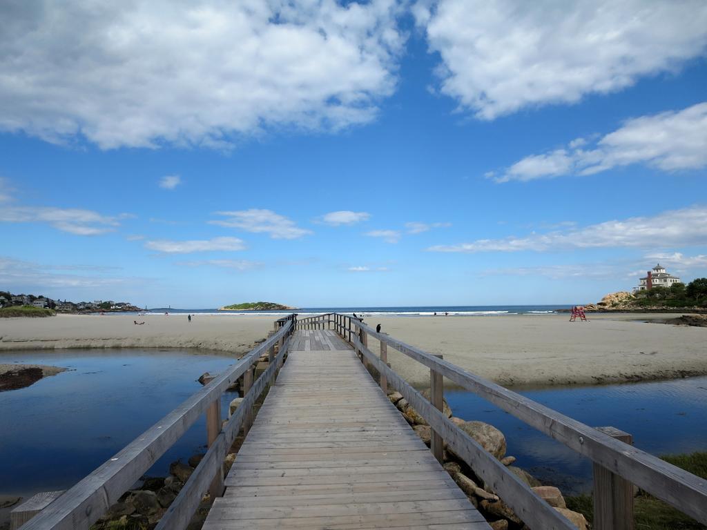 Ocean House Hotel At Bass Rocks Gloucester Bagian luar foto
