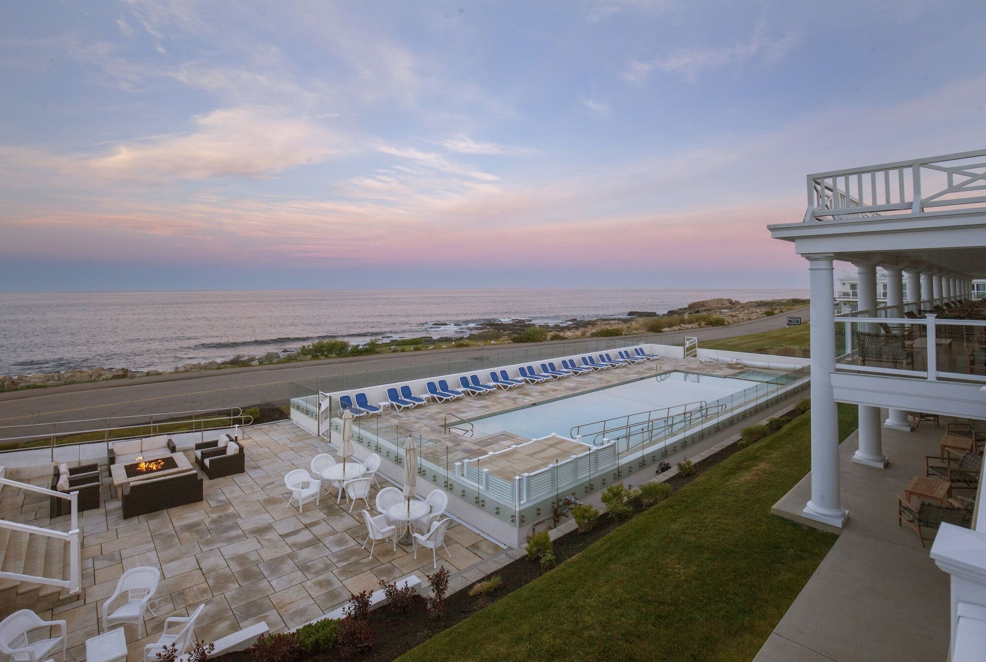 Ocean House Hotel At Bass Rocks Gloucester Bagian luar foto